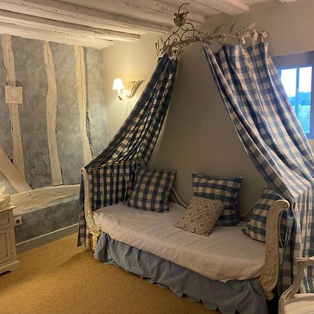Bed and Breakfast Domaine De La Creuse Moussey  Екстер'єр фото