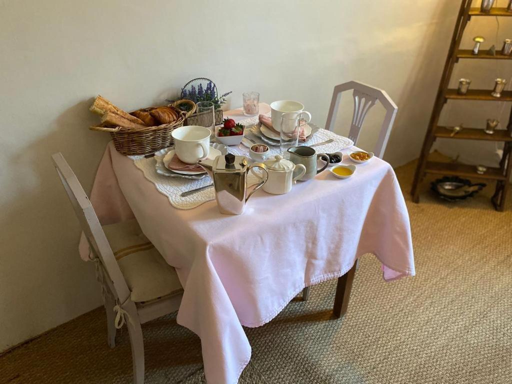 Bed and Breakfast Domaine De La Creuse Moussey  Екстер'єр фото