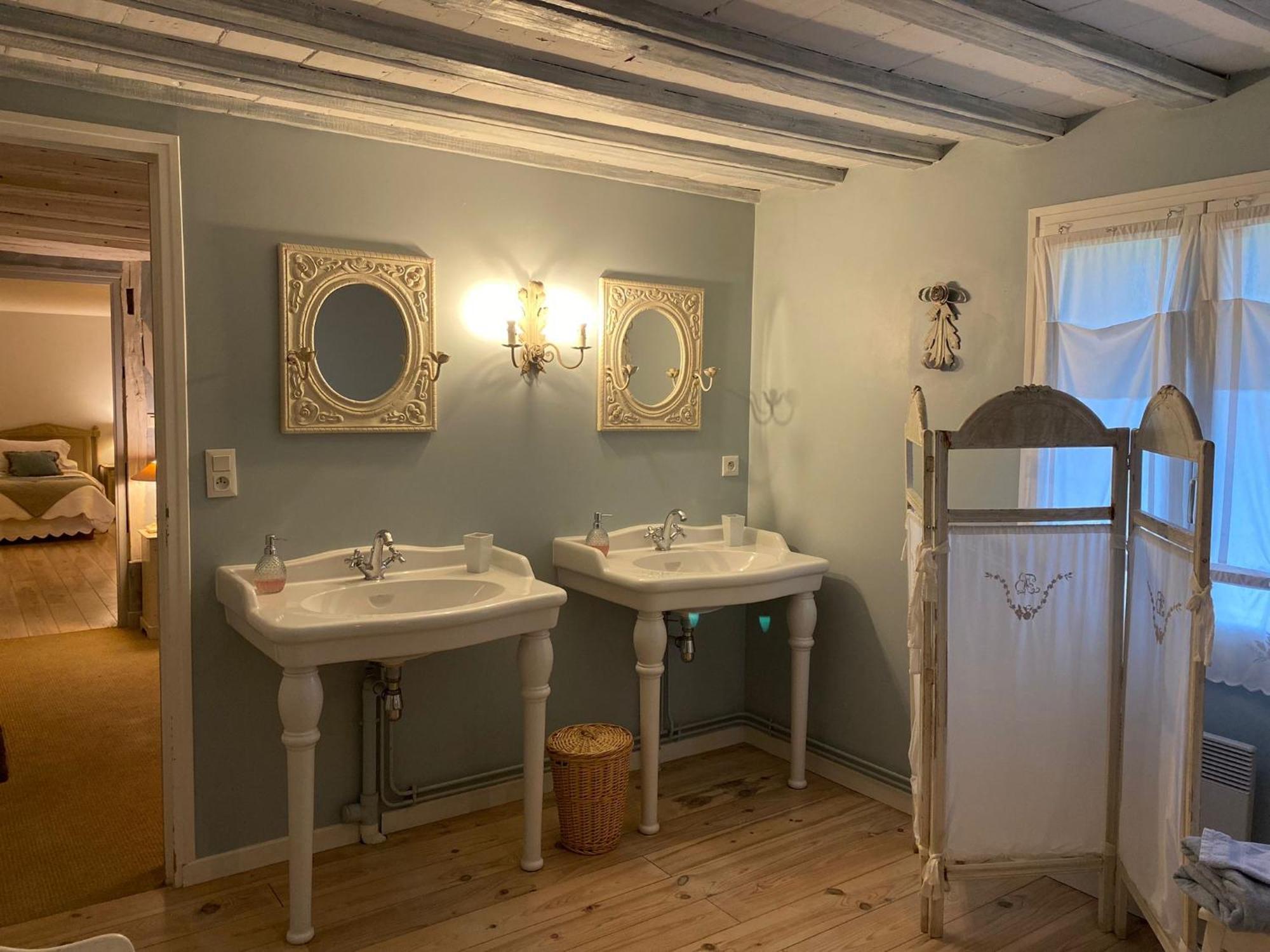 Bed and Breakfast Domaine De La Creuse Moussey  Екстер'єр фото