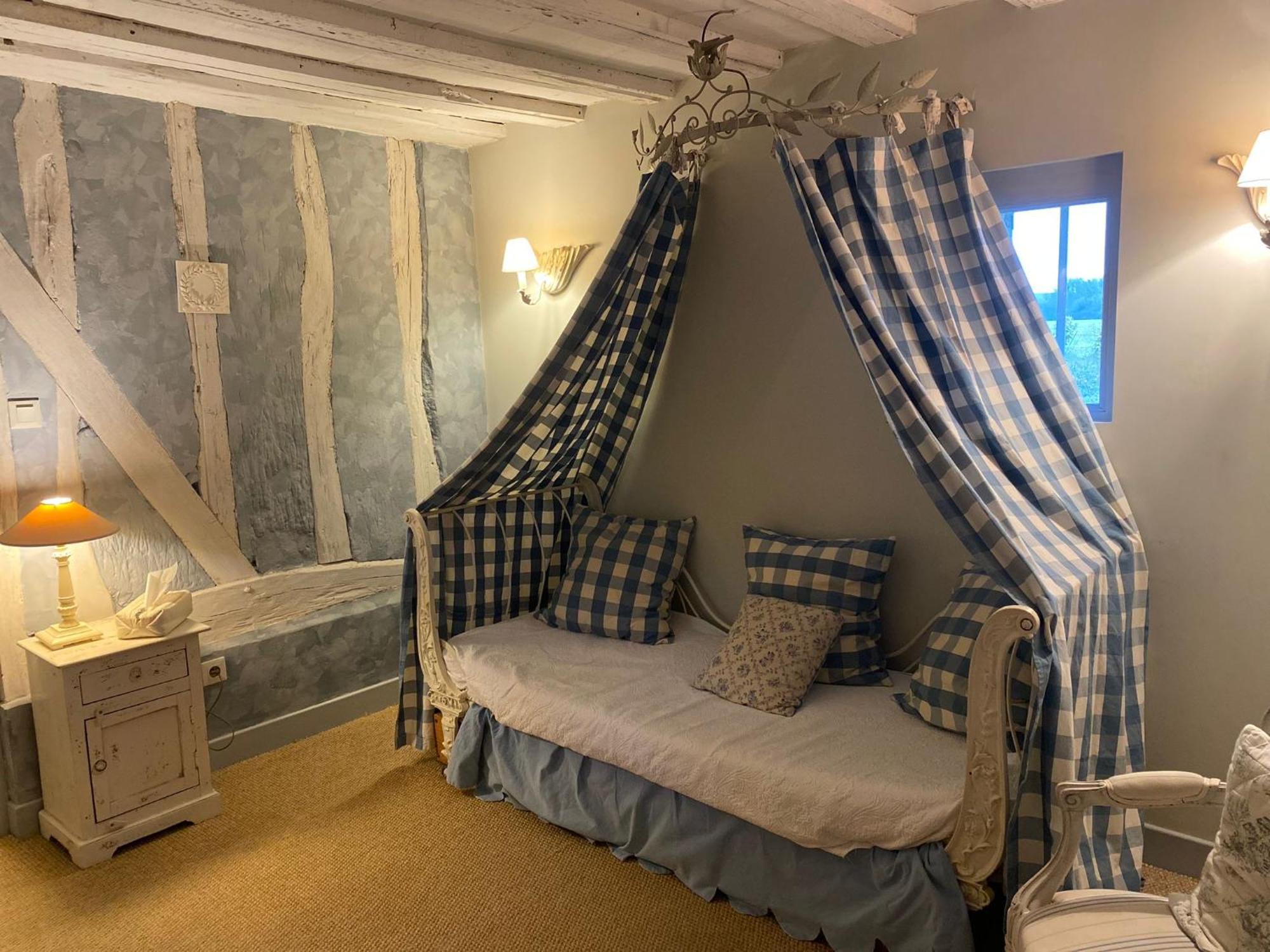 Bed and Breakfast Domaine De La Creuse Moussey  Екстер'єр фото